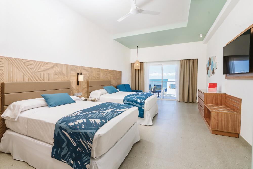Riu Latino Adults Only Hotel Cancun Exterior photo