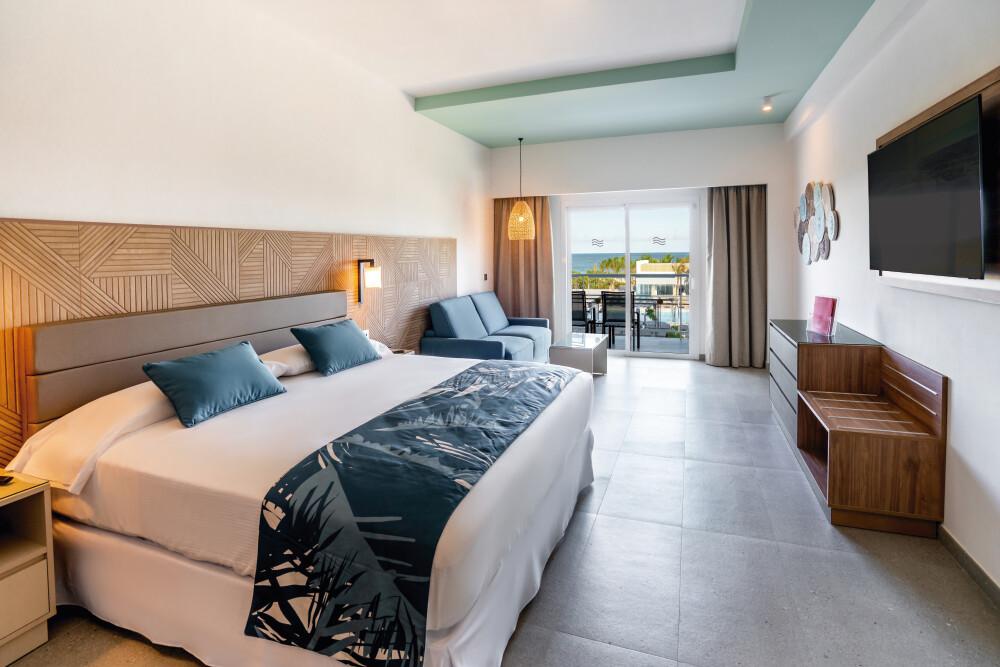 Riu Latino Adults Only Hotel Cancun Exterior photo